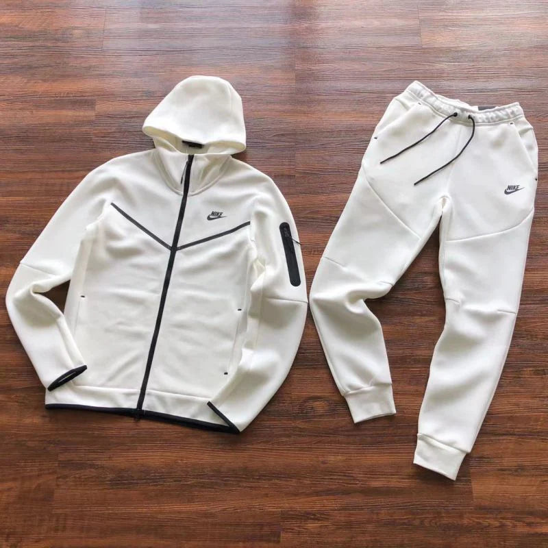 Nike Sportswear Tech Fleece Conjunto