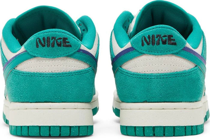 Nike Dunk Low "SE 85"