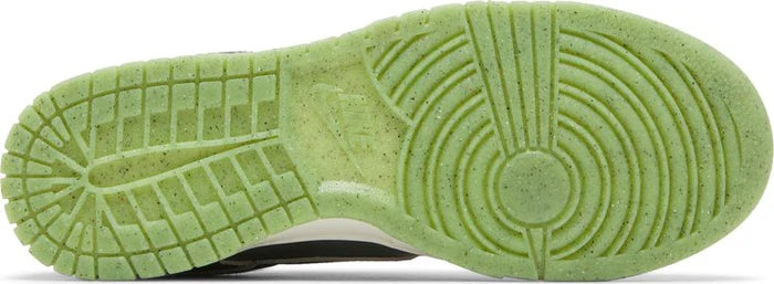 Nike Dunk Low "SE Halloween Cauldron"