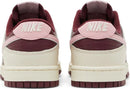 Nike Dunk Low "Valentine's Day"