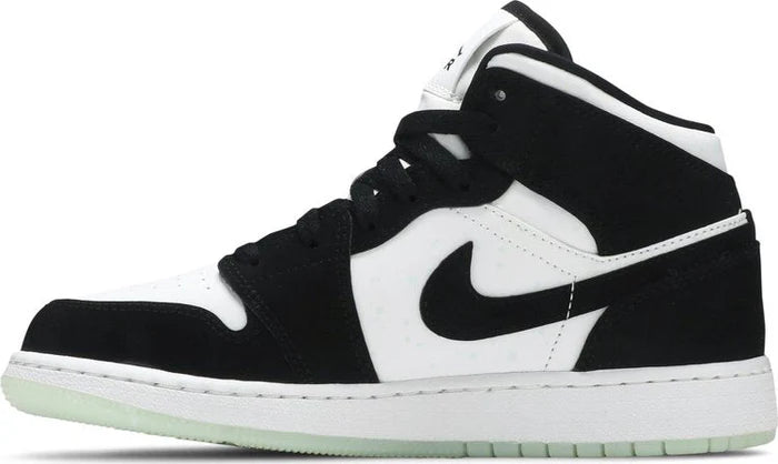 Nike Air Jordan 1 Mid "SE GS in the Dark Panda"