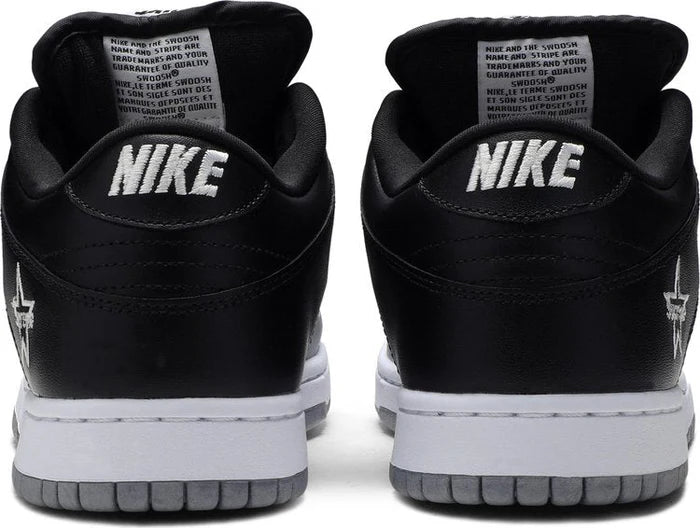Nike Dunk Low "Supreme Metallic Silver"