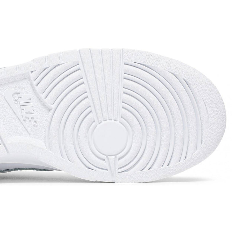 Nike Dunk Low "Triple White"