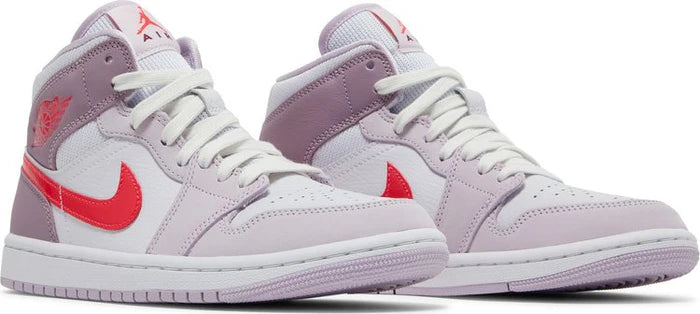 Nike Air Jordan 1 Mid "Valentine's Day"