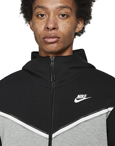 Nike Sportswear Tech Fleece Conjunto