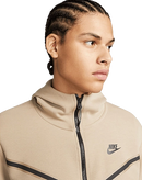 Nike Sportswear Tech Fleece Conjunto