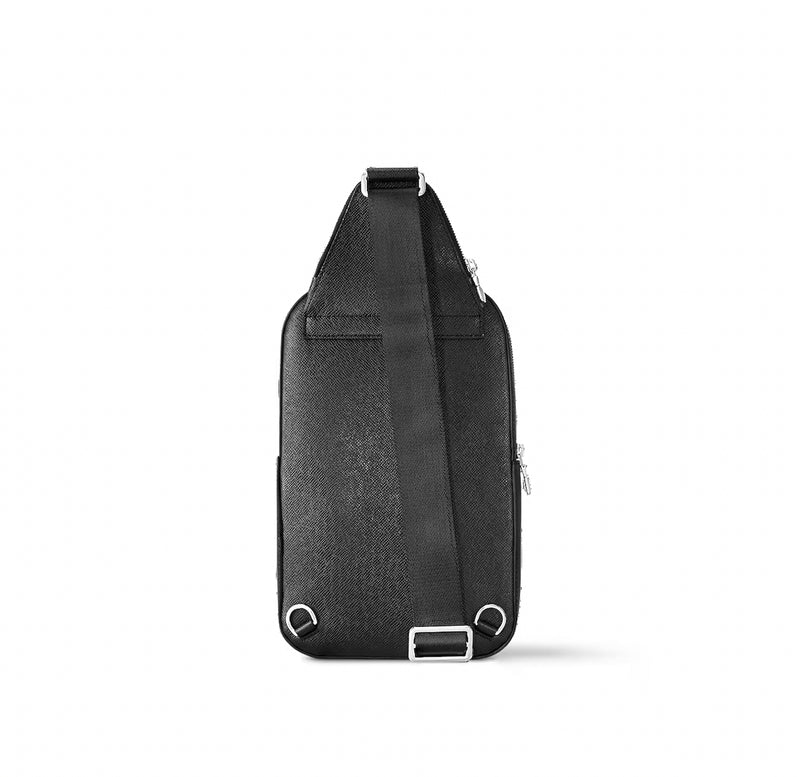 Shoulder Bag Louis Vuitton "Couro Taiga"