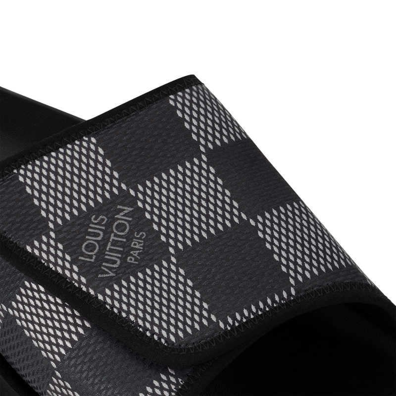 Louis Vuitton Chinelo "Miami Damier Black"