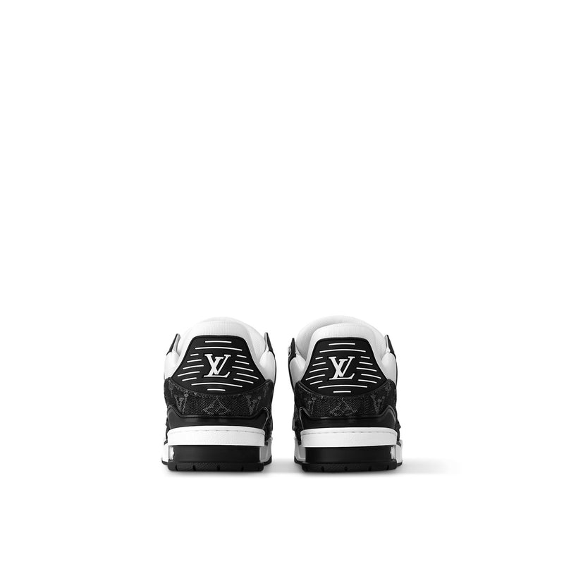 Louis Vuitton Trainer "White Black"
