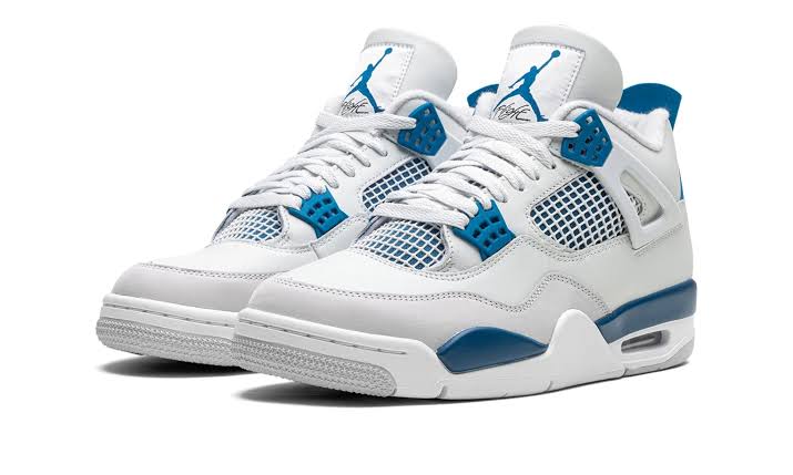Nike Air Jordan 4 Retrô “Military Blue”