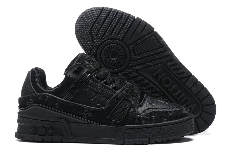 Louis Vuitton Trainer "All Black"
