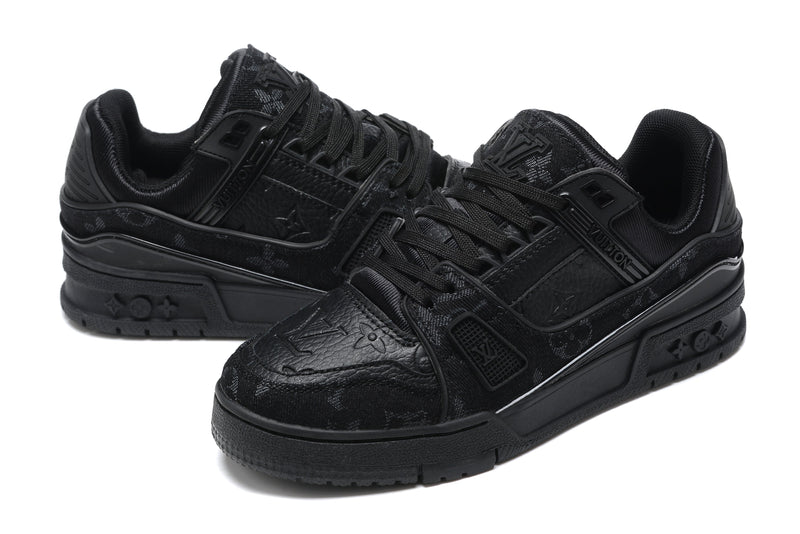 Louis Vuitton Trainer "All Black"