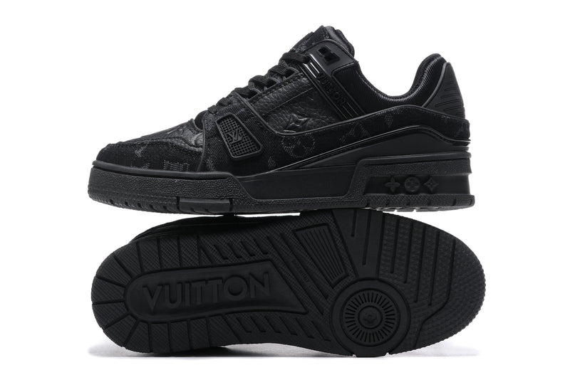 Louis Vuitton Trainer "All Black"