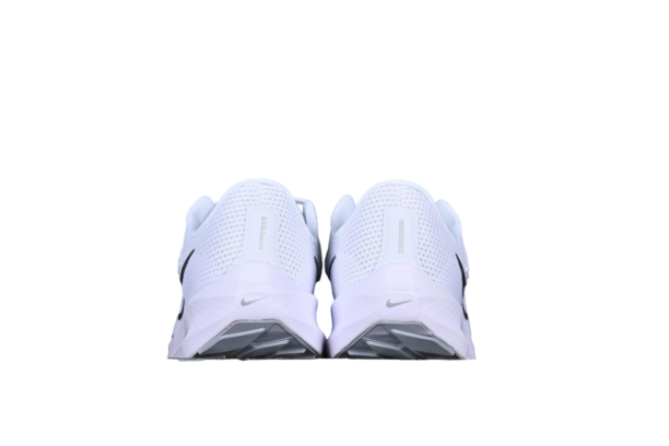 Nike Pegasus 40