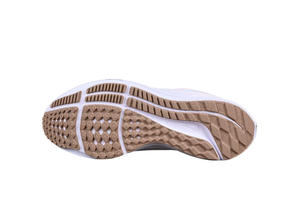 Nike Pegasus 40